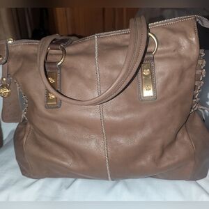 Rough Roses Brown Leather Tote with Gold Details